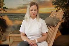 SKY-Kosmetologi Caroliina Takalaa kiehtovat yrittäjän vapaus ja vastuu. Niinpä hän avaa ensi lauantaina oman yrityksen.