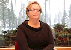 Arja Saarisella on luottavainen näkemys Summassaaren tuleviin vuosiin. Juhlavuoden 2018 hän uskoo saavan liikkeelle runsaasti asiakkaita.