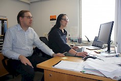 Auli Toivonen ja Juha Seppälä ovat päivittäneet Seinäjoen Pika-Pesun nettikaupan uuteen kuosiin.