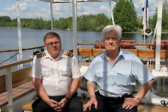 Mauri Koskela ja Tuomo Kivinen tietävät, että Elias Lönnrotin kyyti Keurusselällä antaa uudenlaisia näköaloja suomalaiseen järvimaisemaan.