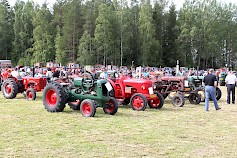 Veteraanikoneita tulee runsaasti Maalahden tapahtumaan.Kuva: Arto Ratinen