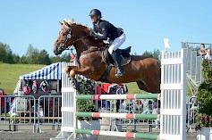 Järjestävän seuran EPUR ry:n Maija-Riikka Pellikka ja Tosi-Romeo kisaavat suomenhevosten mestaruuksista tulevana viikonloppuna (kuva: Valokuvaus Tuulia N / www.tuulian.net).