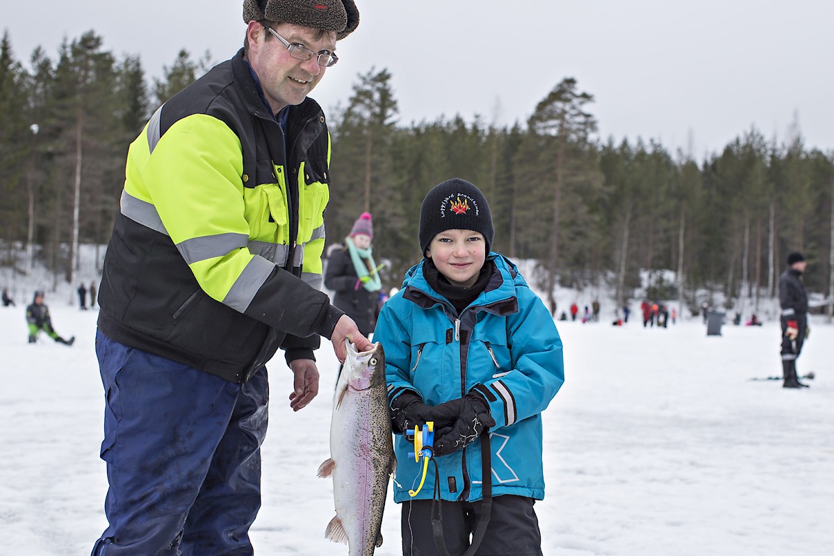 Viime vuonna Mini Miljoona Pilkin eskarilaisten sarjassa toiseksi tullut Oliver Hautaviita sai komean saaliin.