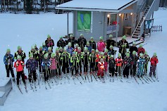 Jutuntekoillaksi sattui tuhruinen märän lumen keli, mutta se ei haitannut nuorten hiihtäjien harjoitusintoa.