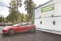 Koko perheen liikennepäivä järjestetään Kyläkaupalla lauantaina 21.10. klo 11 – 16. Tapahtumassa on loistava tilaisuus tutustua esimerkiksi sähköautoihin tai testata sähköpyöräilyä.