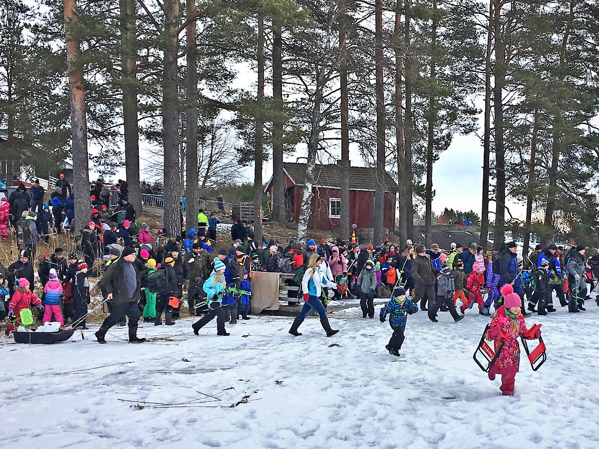 Kyläkaupan Mini Miljoona Pilkki järjestetään jälleen 11.3.2018 Rautionlammella Ähtärin Peränteellä.