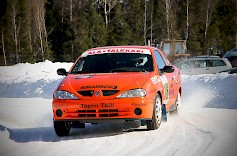 Jere Pensas on talven osakilpailujen jälkeen V1600 -luokan piikkipaikalla rallisprintin SM-sarjassa.