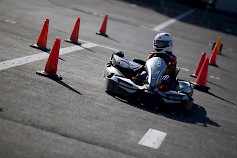 13-18-vuotiaat tytöt pääsevät kartingauton rattiin The Girls on Track -tapahtumassa Kyläkaupalla 26.5.2018. Luvassa myös monipuolista autourheiluhenkistä ohjelmaa koko perheelle.