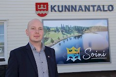 Juha Viitasaari tietää, että kunnalla menee hyvin, kun yrityksillä menee hyvin ja asukkailla menee hyvin, kun elämisen olosuhteet eli hyvinvointi on kohdillaan.