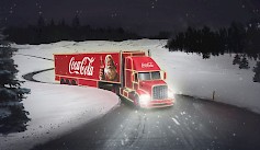 Coca-Cola joulurekkakiertue vierailee historiansa pienimmässä paikassa, Tuurissa, Suomen suurimmassa tavaratalossa 18.12.2018. klo 15-19