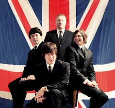 Jiri Nikkinen soittaa Beatles-musiikkia Uittokallion rock -tapahtumassa 27.7.2019, kello 18.00 alkaen. Lisätietoja aikatauluista ja esiintyjistä https://www.facebook.com/kiminkigogo/
