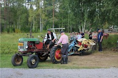 Katteluksen Perinnepäivässä on hyvä tilaisuus tutustua vanhoihin työtapoihin.