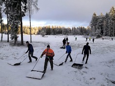 Lumitalkoissa on riittänyt töitä Vöyrillä. Kuva Susanna Finskas.