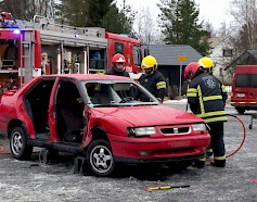 Kyläkaupalla vietetään valtakunnallista 112-päivää Ruokapuodin pihalla lauantaina 15.2.2020 kello 11-15.30. Luvassa muun muassa kolariauton leikkausnäytökset klo 13 ja 15.