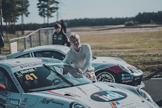 Luka Nurmi nousi monen muun AKK Akademyn stipendiaatin lailla nuorena kuljettajana aikuisten joukkoon, vaikka ei vielä ikänsä puolesta täytä niitä raameja. Relaa Racingin muovaama ja liiton hyväksymä koulutusidea toimii edelleen näkyvää tulosta antaen. Kuva: Antti Takala