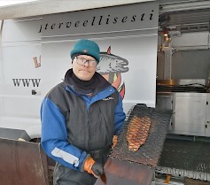 Mika Esko esittelee valmista lohifilettä