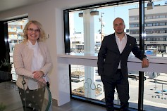 OmaSp:n viestintäjohtaja Minna Sillanpää sekä asiakasliiketoiminnan johtaja Pasi Turtio vakuuttavat asiakkaiden saavan laadukasta palvelua.