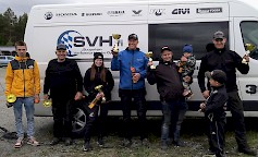 Kuvassa vas. Rolle, Reijo, Janna, Mikko, Jani ja Jimi sekä Pasi ja Jaakko. Kuva: Kati Välimäki