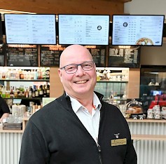 Härmän Kylpylään ravintolatoimen kehitysjohtajaksi nimetty Timo Mäkinen on täynnä virtaa ja ideoita