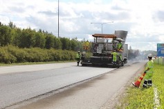 Nykyinen perusväylänpidon rahoitus mahdollistaa tulevana kesänä noin 108 kilometrin pituisen runkopäällystysohjelman. Kuvituskuva.