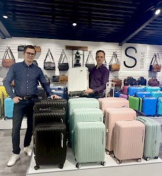 Mikko ja Antti esittelevät uusia Migant-matkalaukkuja