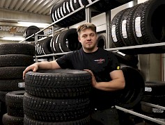 Valtteri Jussila lupaa asiakkaille asiantuntevaa palvelua.