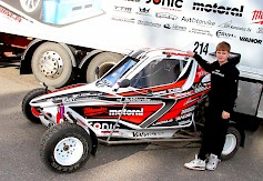 Peetu Matalamäki avasi rallicrossin SM-sarjan Crosskart Xtrem Junior -luokan voitolla. Seuraava kahina on Pohjoismaisen RallyX -sarjan osakilpailu KymiRingillä. (Kuva: JiiVee Korpela)