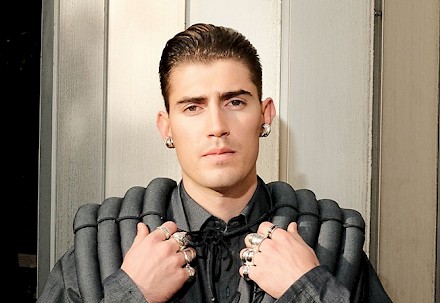 Supersuosittu Robin nähdään kahdella keikalla hotelli Alavudessa lauantaina 14.3.2026.