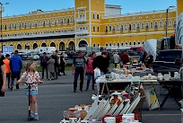 Kyläkaupan Kesäkirppis järjestetään lauantaina 4.7. ja 18.7. Kyläkaupan tapahtumakentällä Miljoona Tivolin vieressä.
