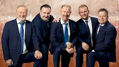 Torstaina 2.7. Kyläkaupan Kesätansseissa viihdyttää Lasse Hoikka & Souvarit.