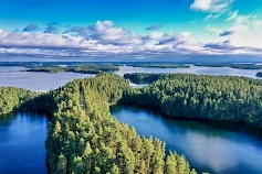 Paikkatiedon hyödyntäminen retkeilyn suunnittelussa parantaa turvallisuutta ja tekee retkistä miellyttävämpiä. Maanmittauslaitos