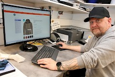 Mika Vainio sanoo tarjousverkkosivujen vastaanoton olleen asiakkaiden keskuudessa jopa odotettua parempaa.